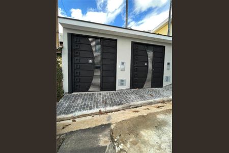 Casa à venda com 110m², 3 quartos e 2 vagas