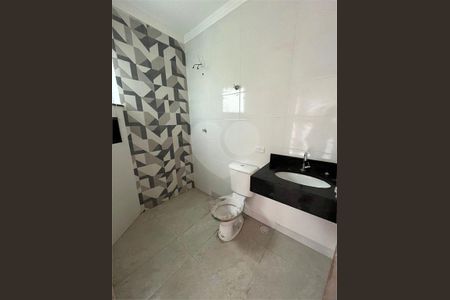 Casa à venda com 110m², 3 quartos e 2 vagas