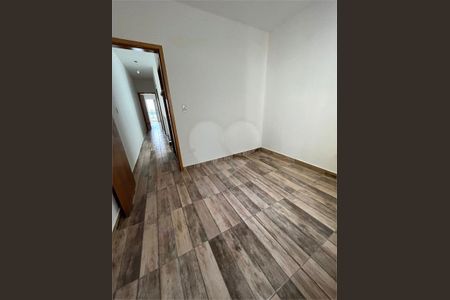 Casa à venda com 3 quartos, 110m² em Parque Tomas Saraiva, São Paulo