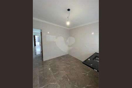Casa à venda com 110m², 3 quartos e 2 vagas