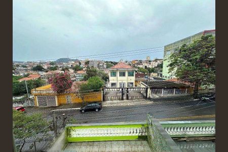 Casa à venda com 100m², 3 quartos e 1 vaga