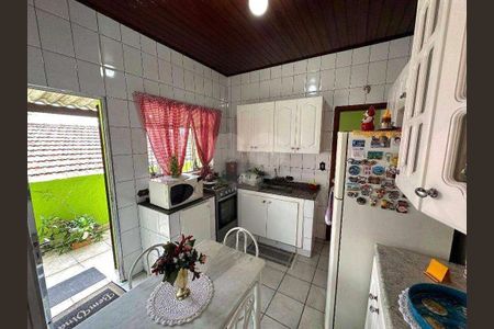 Casa à venda com 100m², 3 quartos e 1 vaga