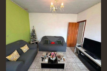 Casa à venda com 3 quartos, 100m² em Vila Mangalot, São Paulo