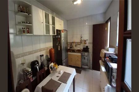 Casa à venda com 2 quartos, 125m² em Vila Sao Paulo, São Paulo