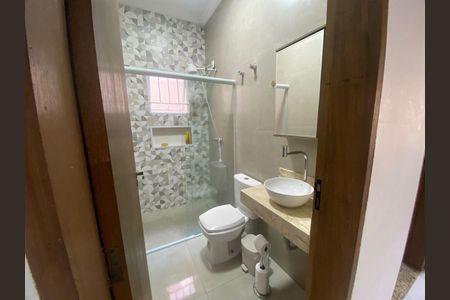 Casa à venda com 125m², 3 quartos e 2 vagas Casa à venda com 125m², 3 quartos e 2 vagasBanheiro