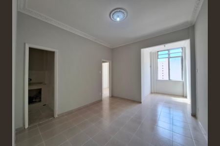 Sala de apartamento para alugar com 1 quarto, 49m² em Centro, Rio de Janeiro