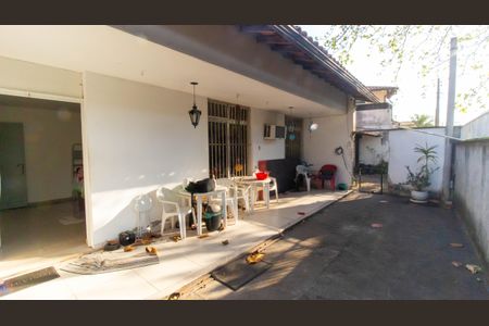 Casa à venda com 240m², 4 quartos e 1 vagaÁrea comum