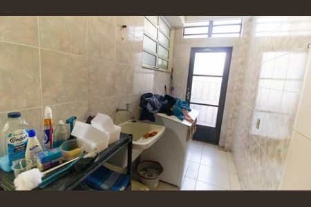 Casa à venda com 240m², 4 quartos e 1 vagaCozinha