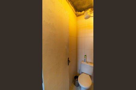 Casa à venda com 240m², 4 quartos e 1 vagaBanheiro de Serviço