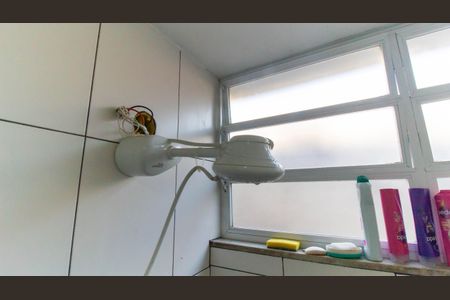 Casa à venda com 240m², 4 quartos e 1 vagaBanheiro Social