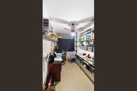 Casa à venda com 240m², 4 quartos e 1 vagaQuarto