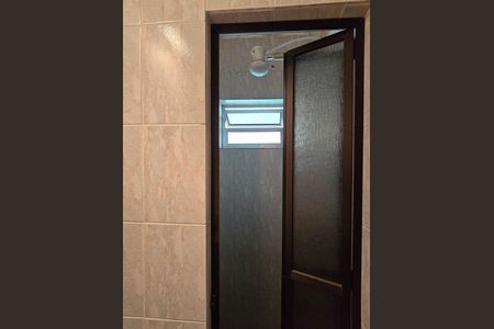 Casa à venda com 320m², 5 quartos e 3 vagas Casa à venda com 320m², 5 quartos e 3 vagasBanheiro - Suíte 1