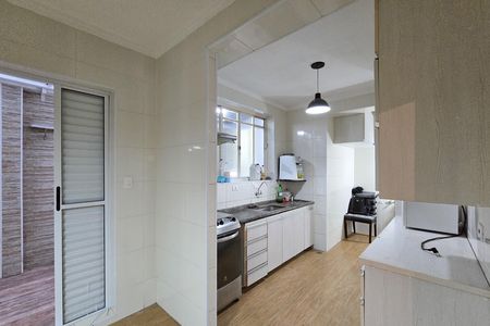 Casa à venda com 320m², 5 quartos e 3 vagas Casa à venda com 320m², 5 quartos e 3 vagasCozinha
