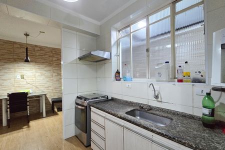 Casa à venda com 320m², 5 quartos e 3 vagas Casa à venda com 320m², 5 quartos e 3 vagasCozinha