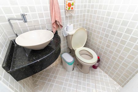 Casa de condomínio à venda com 86m², 2 quartos e 1 vagaLavabo da Sala