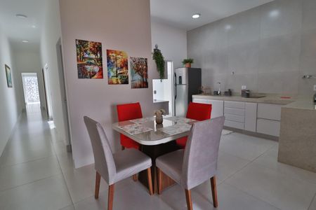 Casa para alugar com 100m², 2 quartos e 3 vagasSala de Jantar