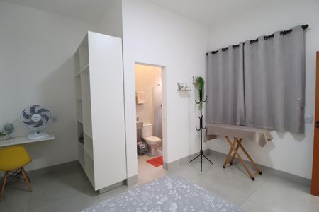 Casa para alugar com 100m², 2 quartos e 3 vagasSuíte 1