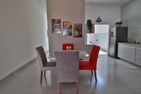Sala de Jantar de casa para alugar com 2 quartos, 100m² em Alto Umuarama, Uberlândia
