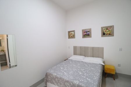 Casa para alugar com 100m², 2 quartos e 3 vagasSuíte 1