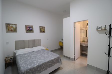 Casa para alugar com 100m², 2 quartos e 3 vagasSuíte 1