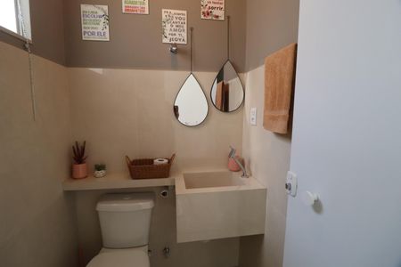 Casa para alugar com 100m², 2 quartos e 3 vagasLavabo