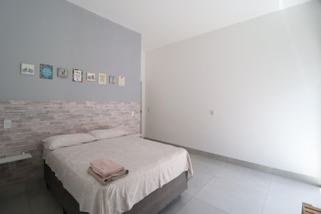 Casa para alugar com 100m², 2 quartos e 3 vagasSuíte 2