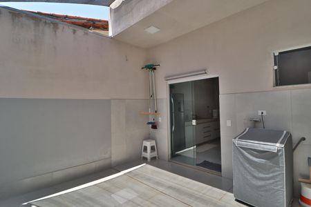 Casa para alugar com 100m², 2 quartos e 3 vagasÁrea de Serviço