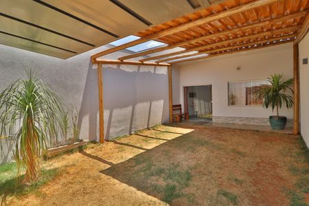 Casa para alugar com 100m², 2 quartos e 3 vagasGaragem