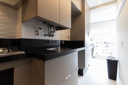 Apartamento à venda com 70m², 2 quartos e 1 vagaÁrea de Serviço