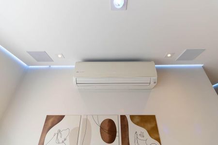 Sala de apartamento à venda com 2 quartos, 70m² em Vila da Saúde, São Paulo