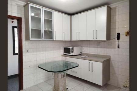 Apartamento para alugar com 128m², 4 quartos e 2 vagasCozinha
