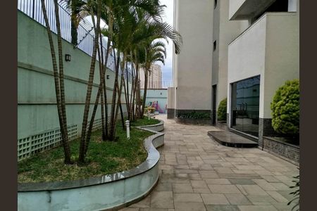 Apartamento para alugar com 128m², 4 quartos e 2 vagasÁrea comum