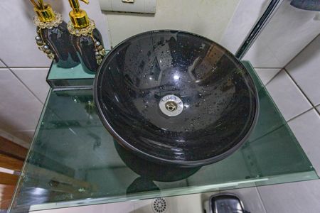 Casa à venda com 245m², 3 quartos e 2 vagas Casa à venda com 245m², 3 quartos e 2 vagasLavabo