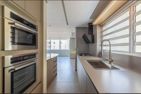 Apartamento à venda com 185m², 3 quartos e 1 vaga