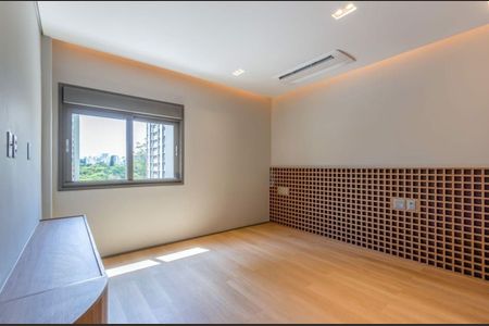 Apartamento à venda com 185m², 3 quartos e 1 vaga