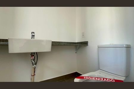 Apartamento à venda com 94m², 2 quartos e 1 vagaBanheiro da Suíte 1