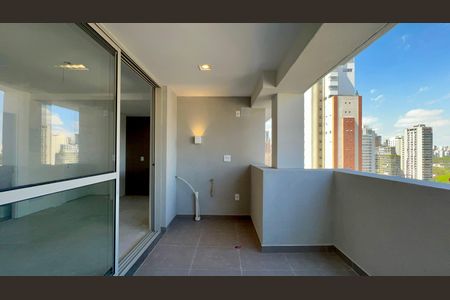 Apartamento à venda com 94m², 2 quartos e 1 vagaVaranda