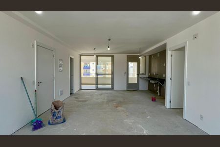 Sala de apartamento à venda com 3 quartos, 126m² em Pinheiros, São Paulo