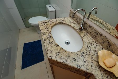 Apartamento para alugar com 55m², 2 quartos e 2 vagasBanheiro