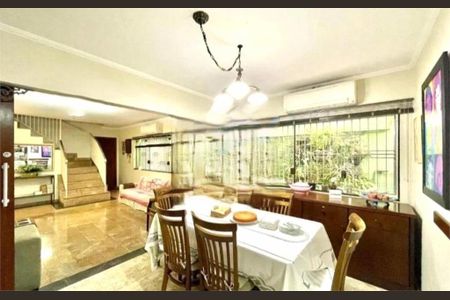 Casa à venda com 3 quartos, 180m² em Mirandópolis, São Paulo