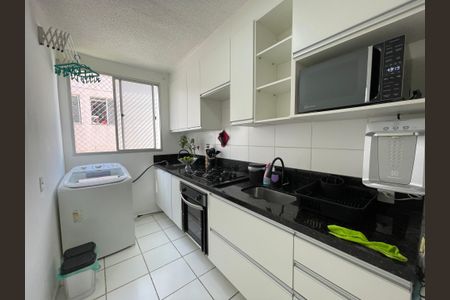 Apartamento para alugar com 44m², 2 quartos e 1 vaga Apartamento para alugar com 44m², 2 quartos e 1 vagaCozinha e Área de Serviço