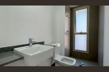 Apartamento à venda com 126m², 3 quartos e 2 vagas Apartamento à venda com 126m², 3 quartos e 2 vagasBanheiro Social