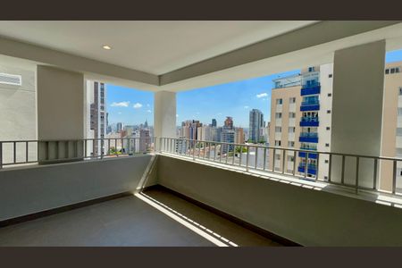 Apartamento à venda com 126m², 3 quartos e 2 vagas Apartamento à venda com 126m², 3 quartos e 2 vagasVaranda da Sala