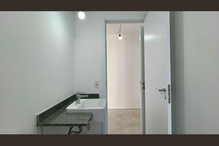 Apartamento à venda com 126m², 3 quartos e 2 vagas Apartamento à venda com 126m², 3 quartos e 2 vagasBanheiro da Suíte