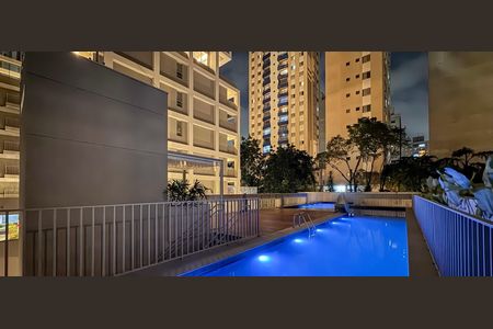Apartamento à venda com 126m², 3 quartos e 2 vagas Apartamento à venda com 126m², 3 quartos e 2 vagasÁrea comum - Piscina
