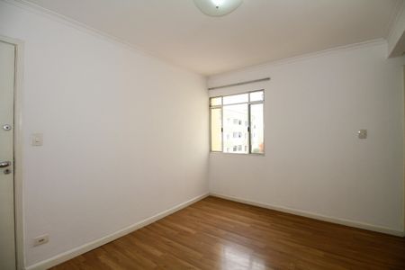 Sala de apartamento à venda com 2 quartos, 48m² em Vila Madalena, São Paulo