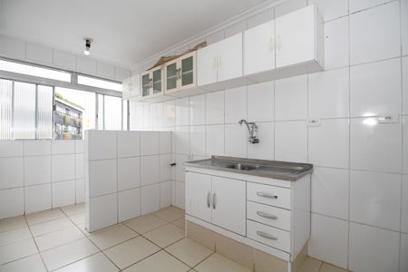 Apartamento à venda com 48m², 2 quartos e 1 vaga Apartamento à venda com 48m², 2 quartos e 1 vagaCozinha e Área de Serviço