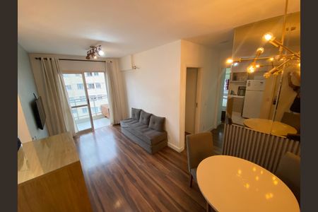 Sala de apartamento à venda com 2 quartos, 60m² em Todos Os Santos, Rio de Janeiro