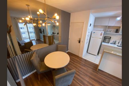 Apartamento à venda com 60m², 2 quartos e 1 vagaSala