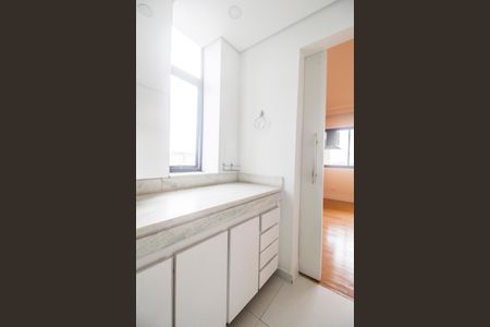 Apartamento para alugar com 150m², 2 quartos e 1 vaga Apartamento para alugar com 150m², 2 quartos e 1 vagaBanheiro Social